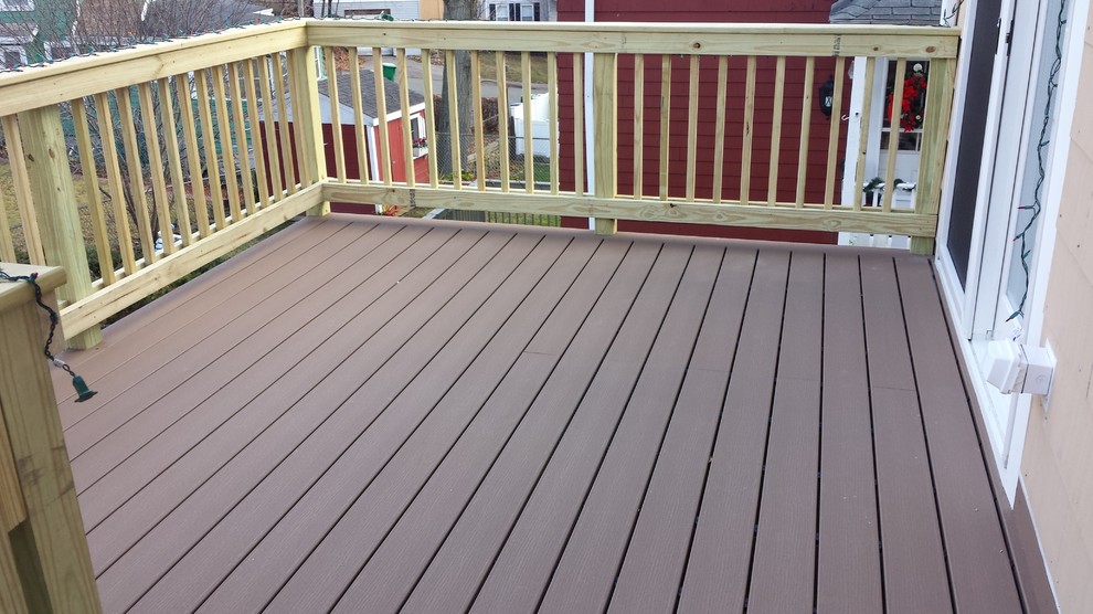 Mid-sized deck photo in Boston