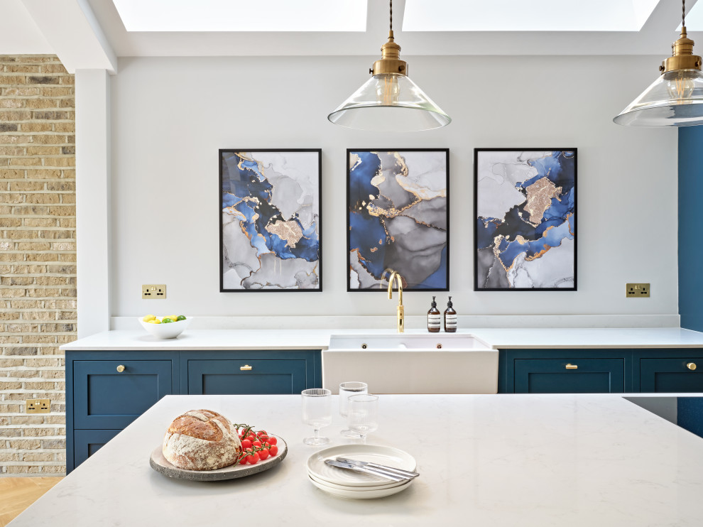 Photo of a traditional kitchen in London.