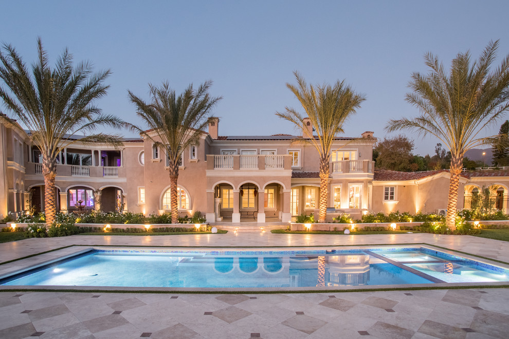 Example of a transitional pool design in Orange County