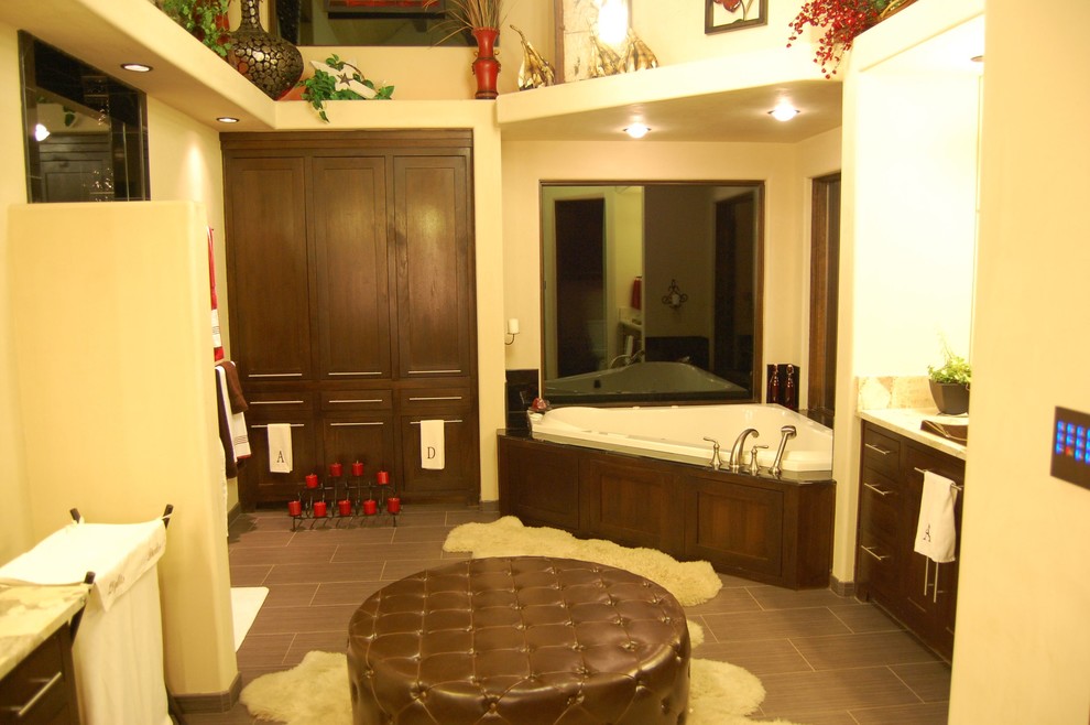 Home design - transitional home design idea in Albuquerque