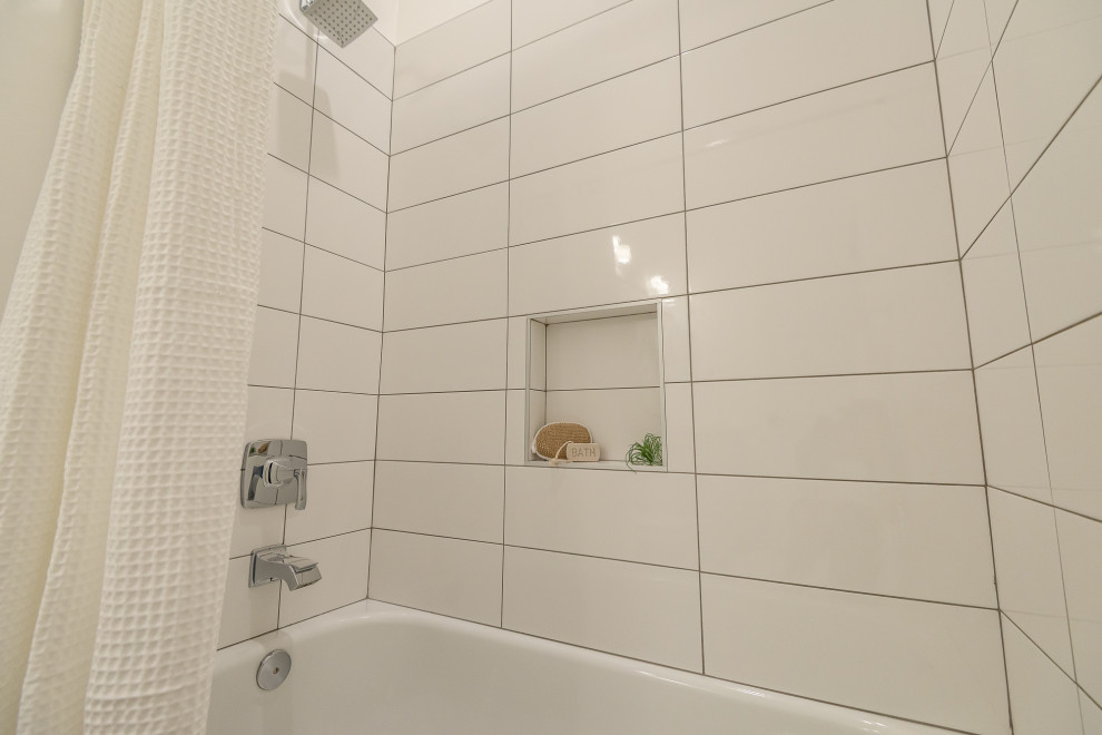 Inspiration for a transitional home design remodel in Phoenix