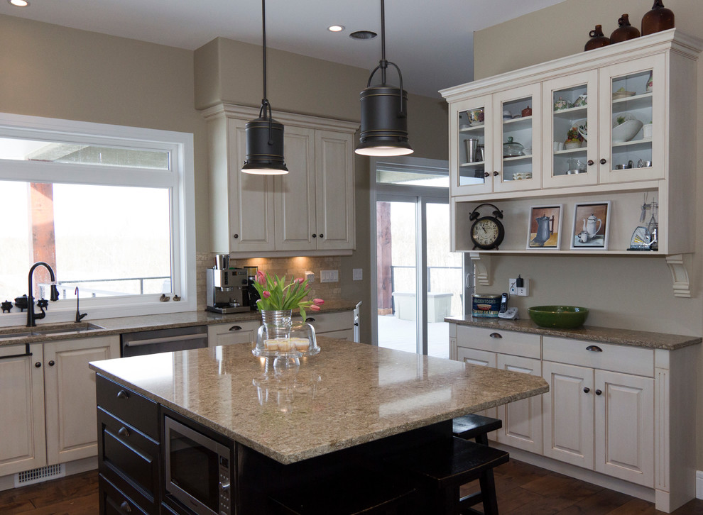 Kitchen - rustic kitchen idea