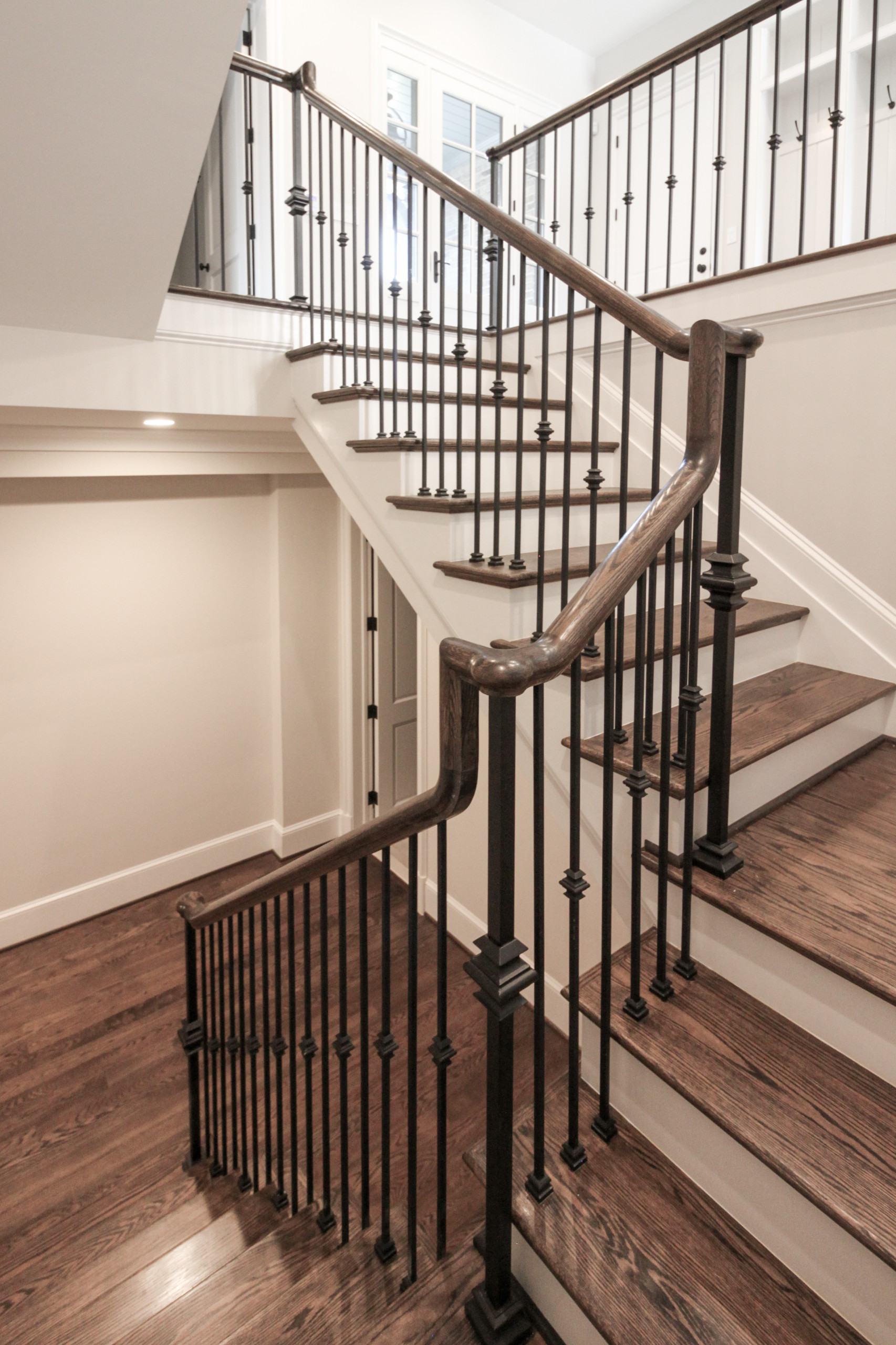 86_ Gorgeous Floating Curved Staircase, McLean VA 22066
