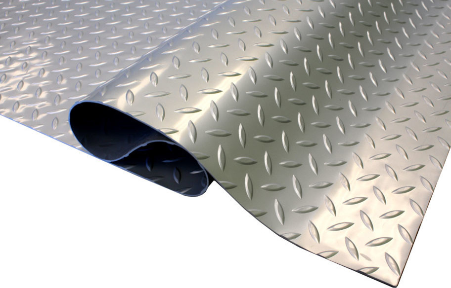 Diamond Pattern Nitro Garage Flooring Rolls Floor Mat, Stainless Steel, 7.5'x20'