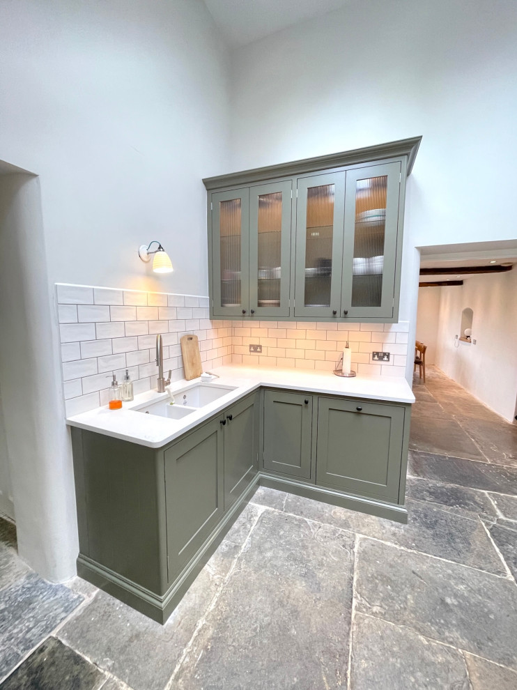 Traditional Shaker Kitchen