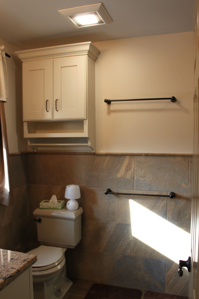 "F" Master Bath