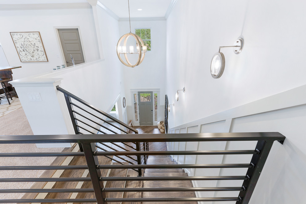 Transitional home design photo in Jacksonville