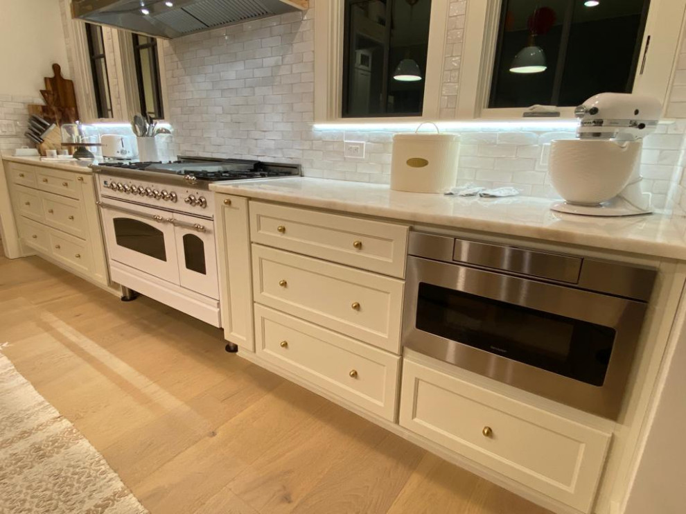 Custom Kitchens