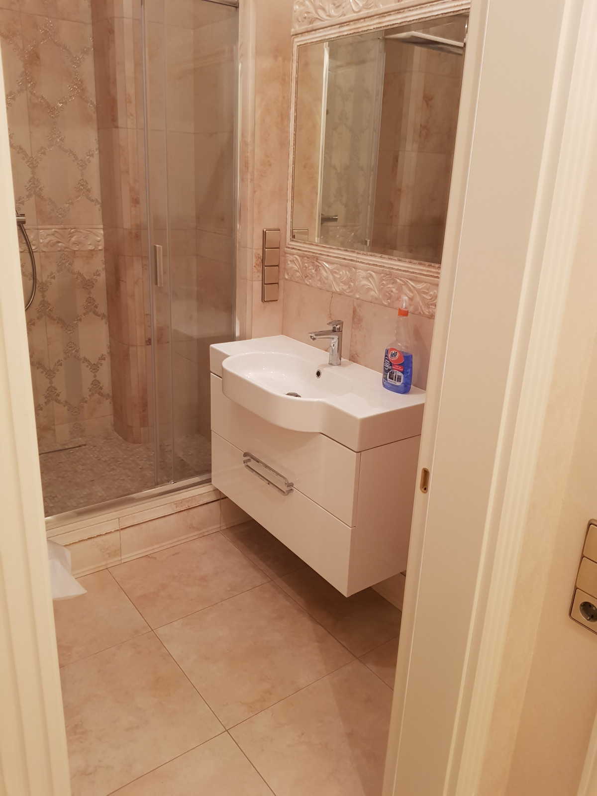 Трехкомнатная квартира "Марата"