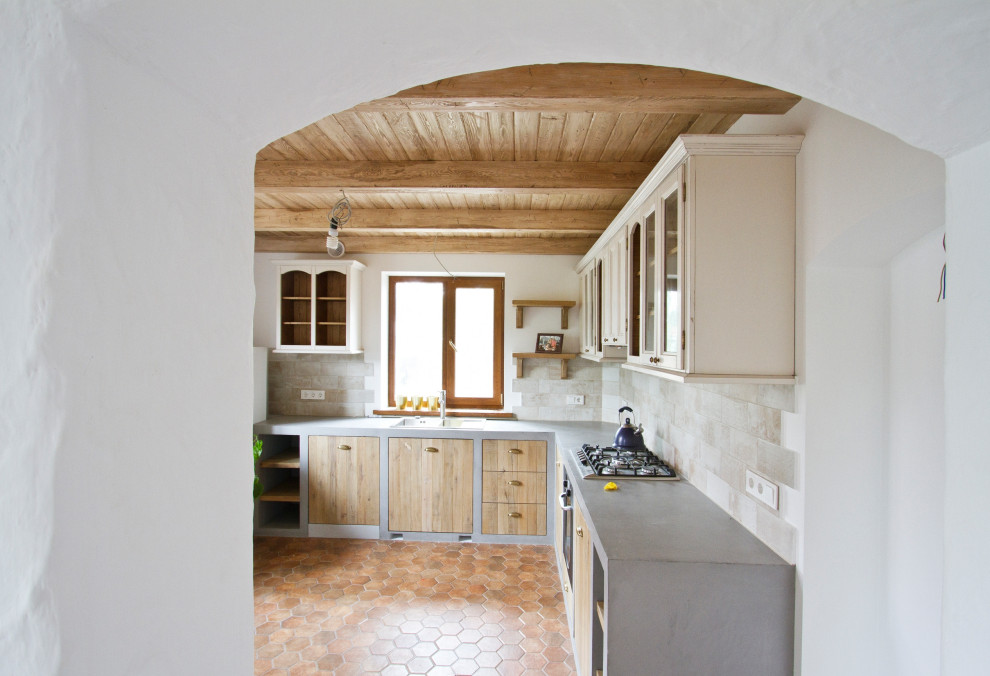 Дом в стиле австрийского шале. Кухня