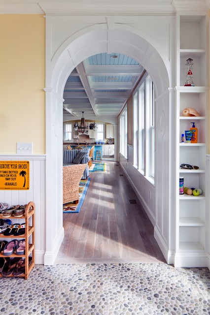 Sons Up beach-style-entry