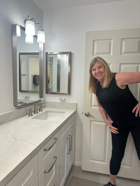 Contemporary bathroom refresh - Kennedy