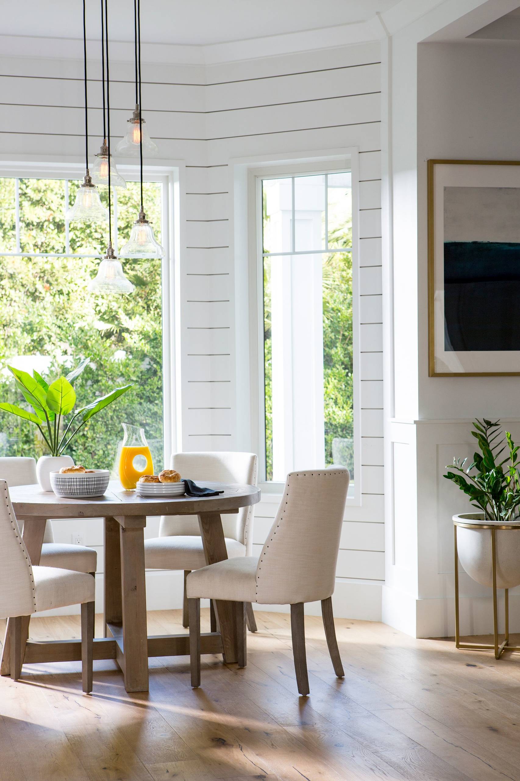 Light and Colorful Dining room and Breakfast nook