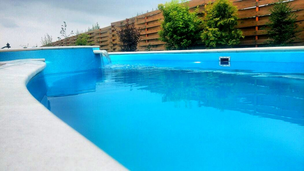 Композитный бассейн