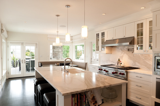 Transitional Kitchen nyklassisk-koek