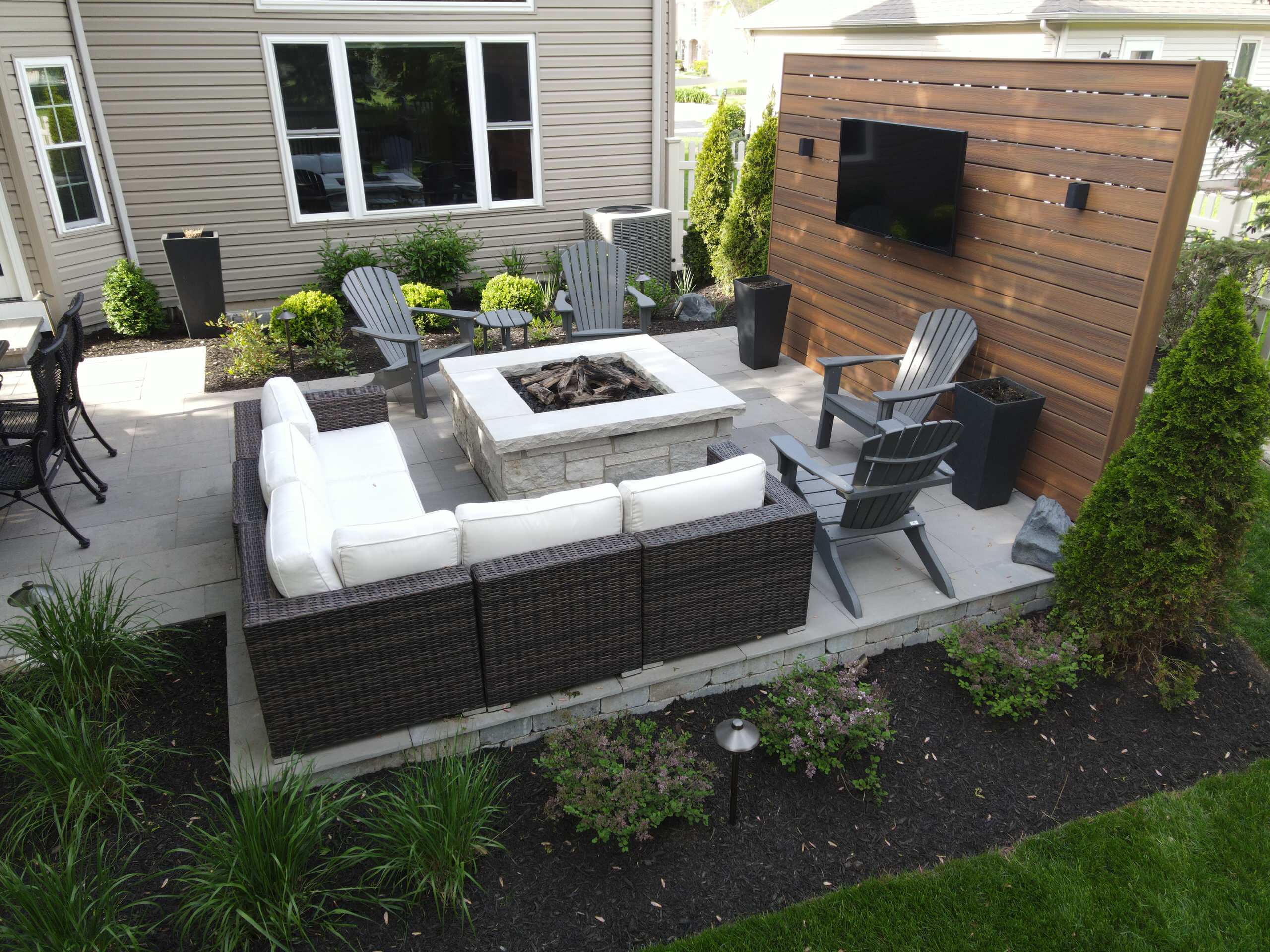 Outdoor Great Room featuring TV & Gas Fire Pit