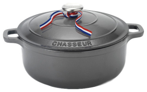 Chasseur 3.8-Quart Caviar-Gray Enameled Cast Iron Oval Dutch Oven