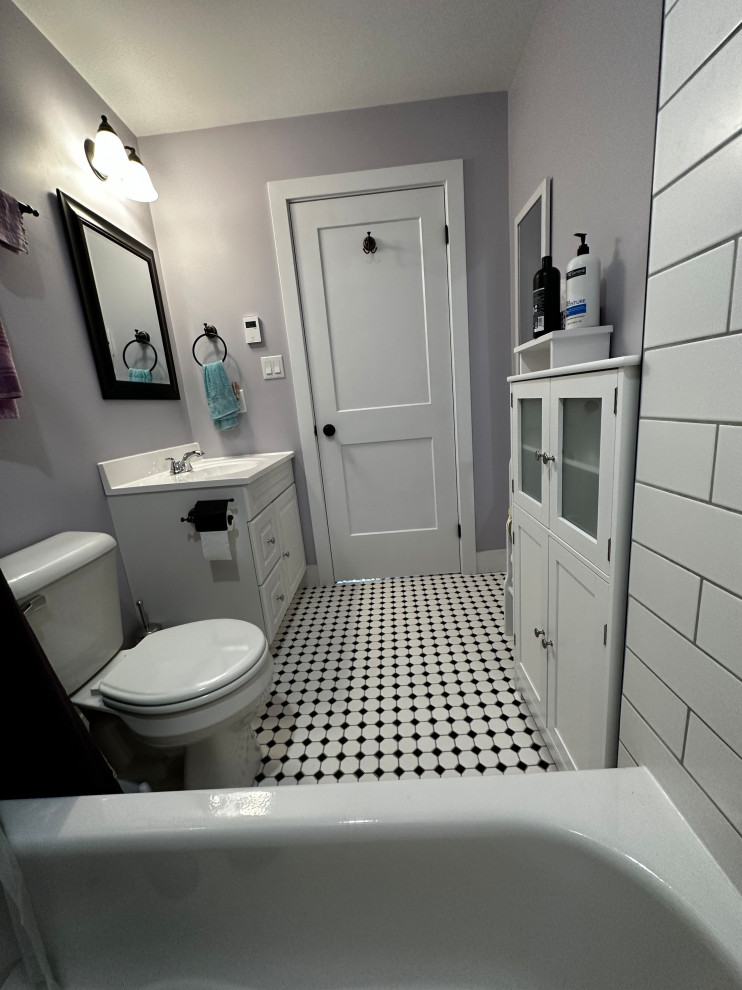 Traditional Bathroom Remodel - London, ON