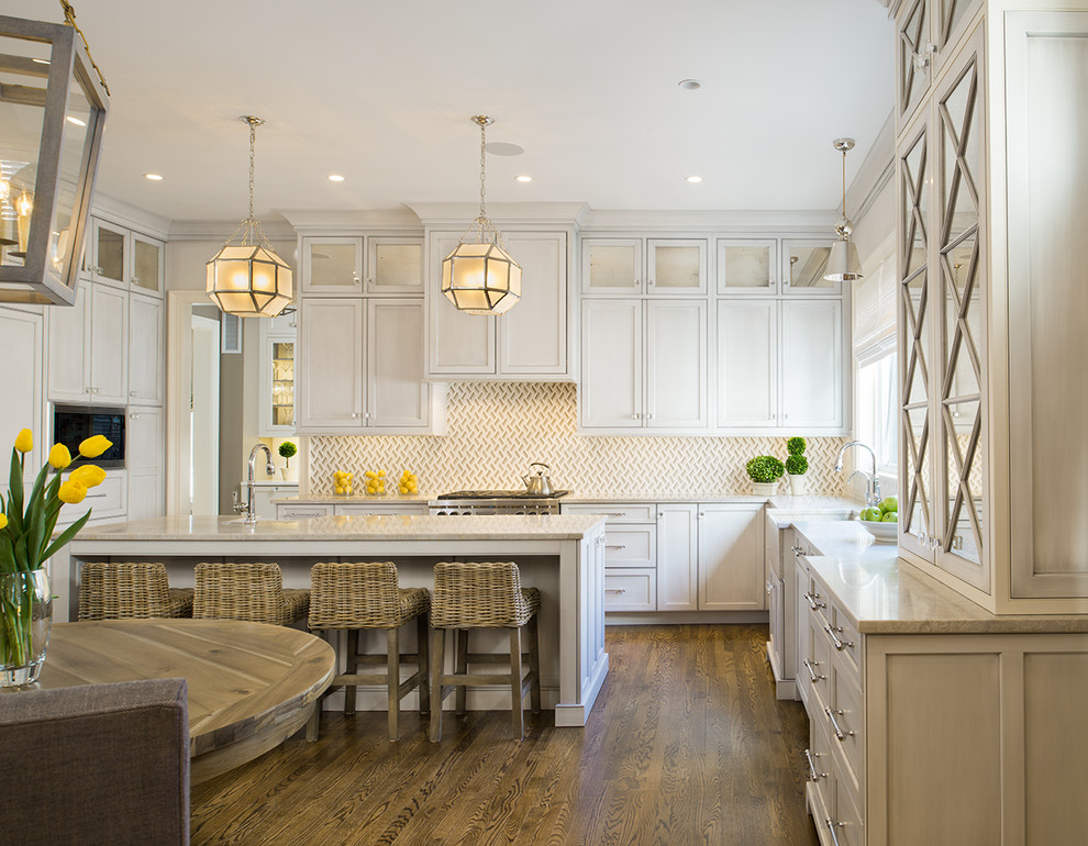 Transitional kitchen photo in DC Metro