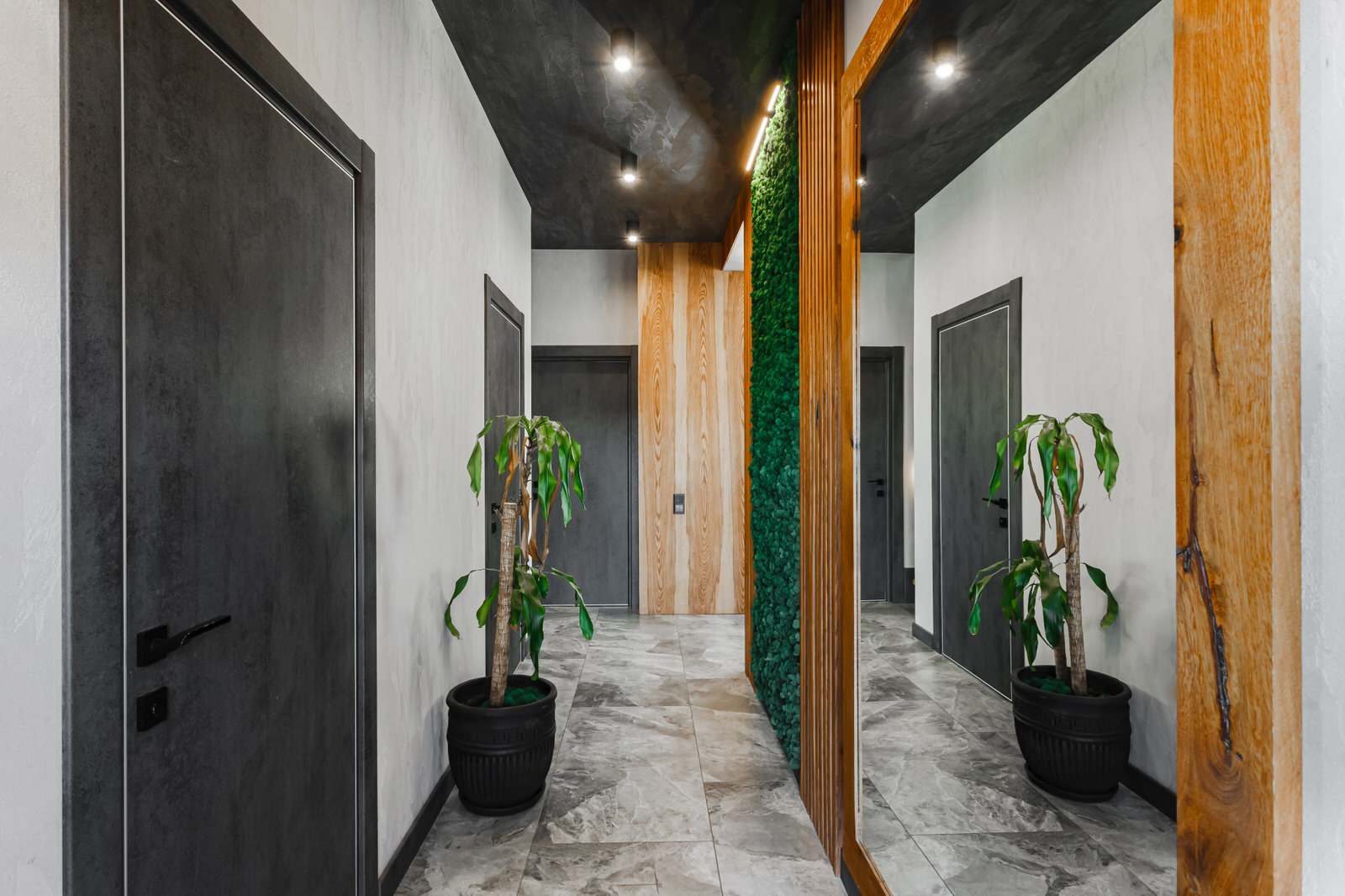 Ремонт холла