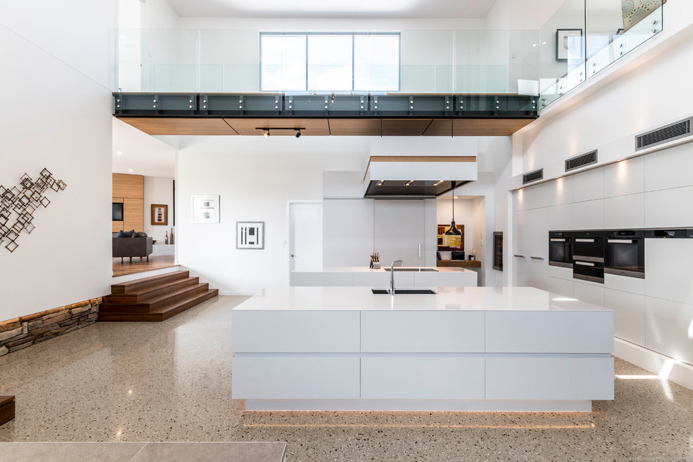 Inspiration for a contemporary kitchen in Brisbane.