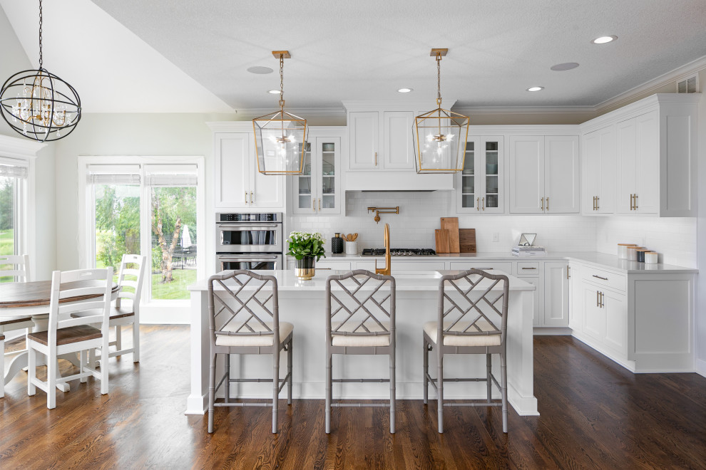 Inspiration for a transitional kitchen remodel in Kansas City