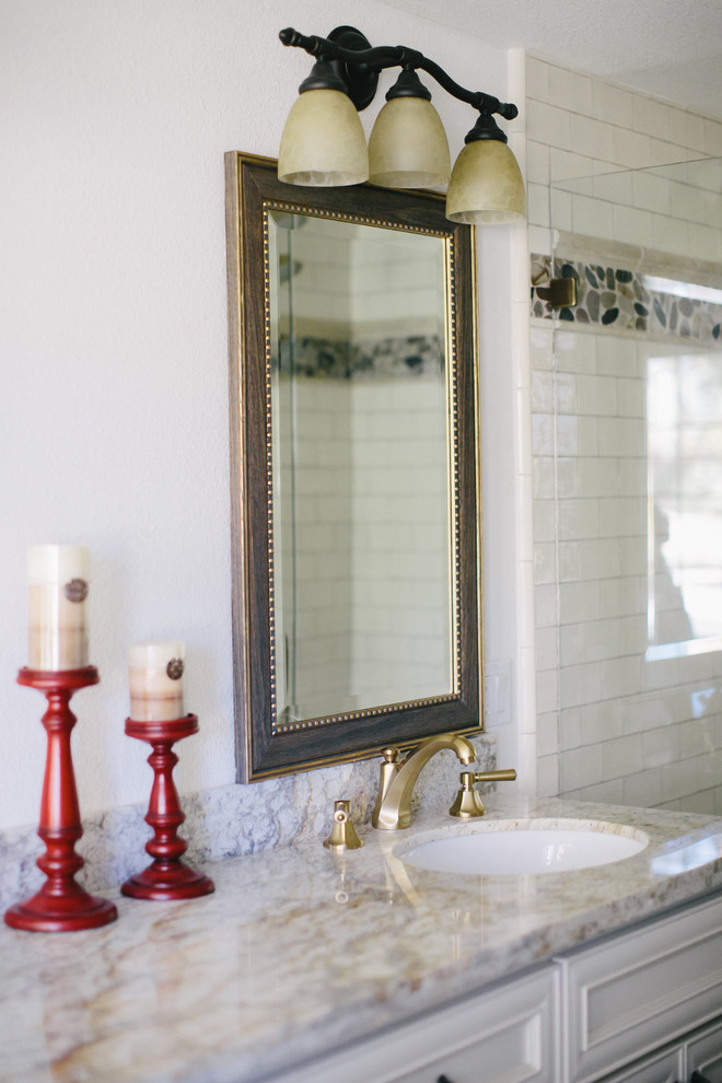 Bathroom - transitional bathroom idea