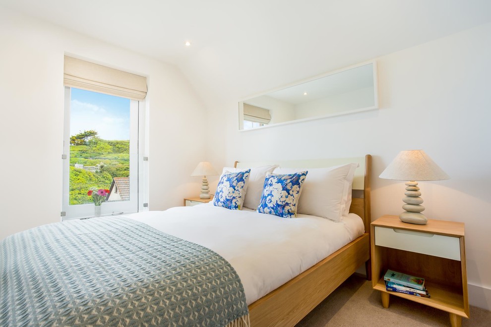 Photo of a modern bedroom in Cornwall.