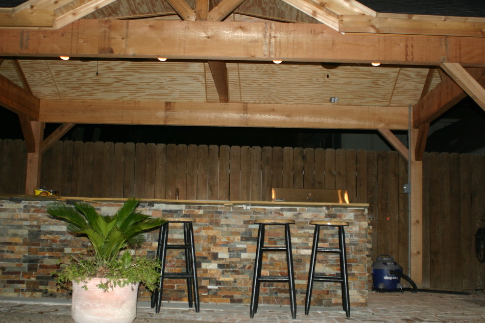 Home design - rustic home design idea in Houston