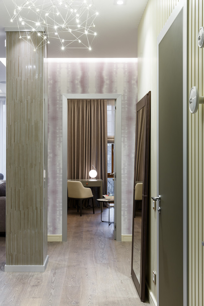 Вид на кабинет из прихожей