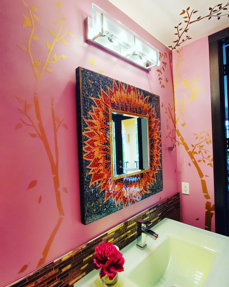 Photo of an asian bathroom in Miami.