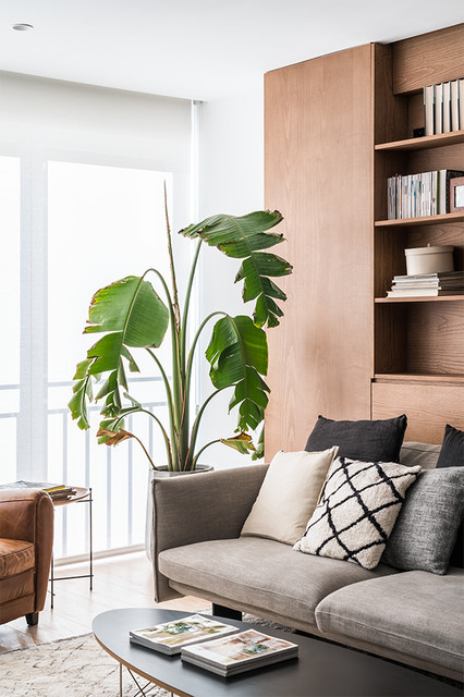 Casa E. Madrid industrial-living-room