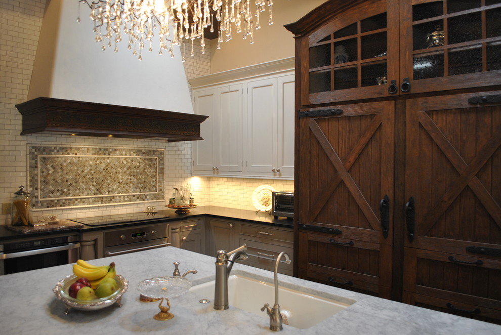 Kitchen in El Paso, Texas Traditional Austin by A1