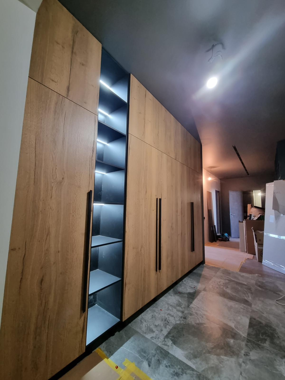 Встроенный шкаф 21/79