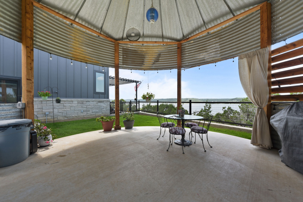 Hillside Lake View Home