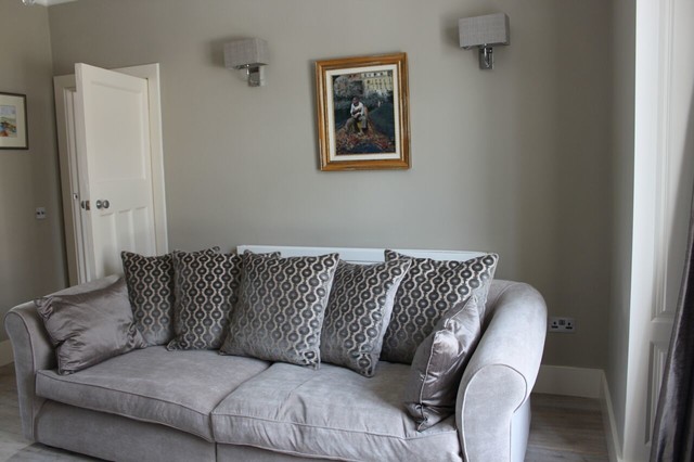 INTERIOR contemporary-living-room