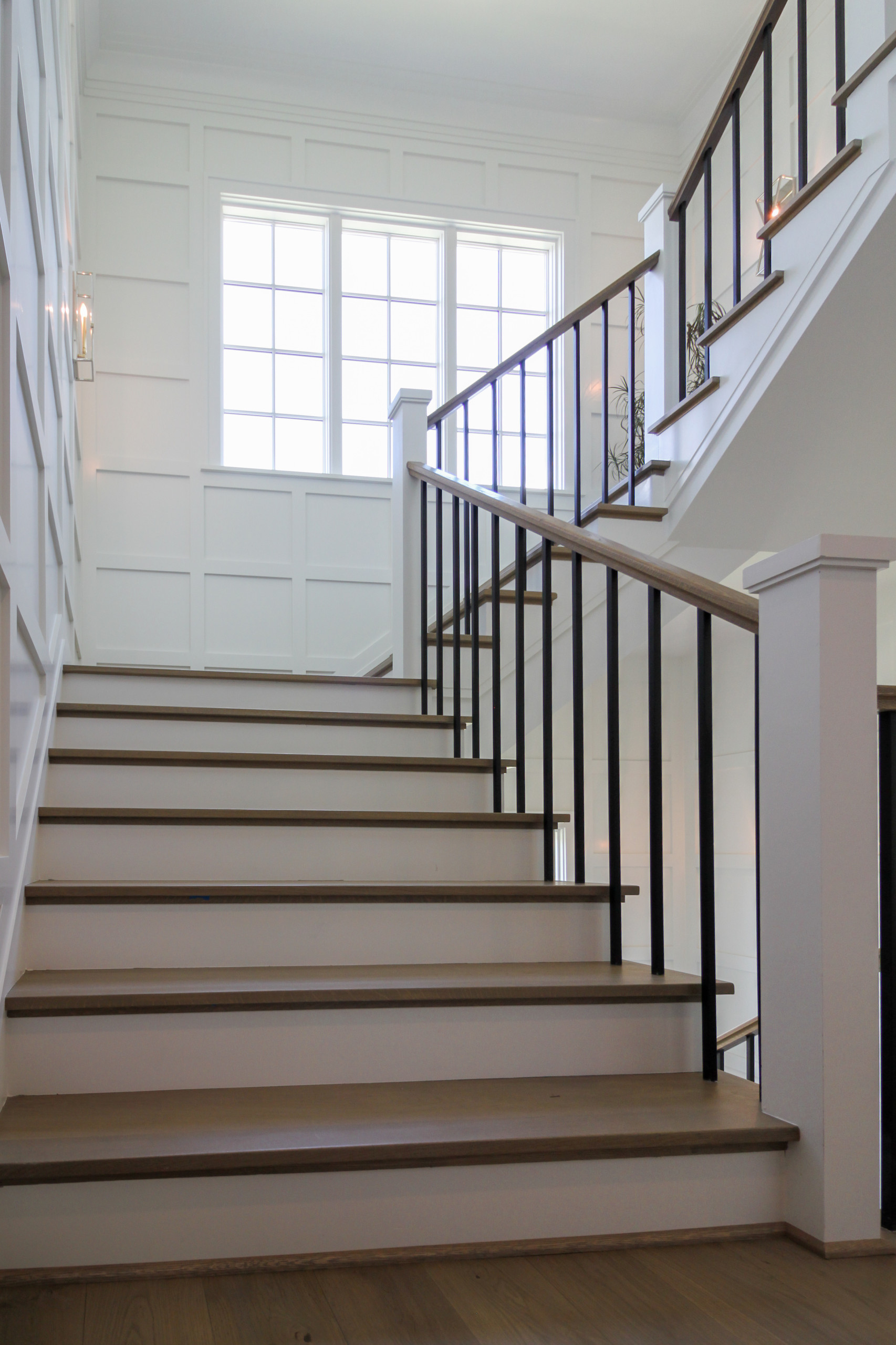 87_Welcoming and Functional Contemporary U-shaped Staircase, Arlington, VA 22207