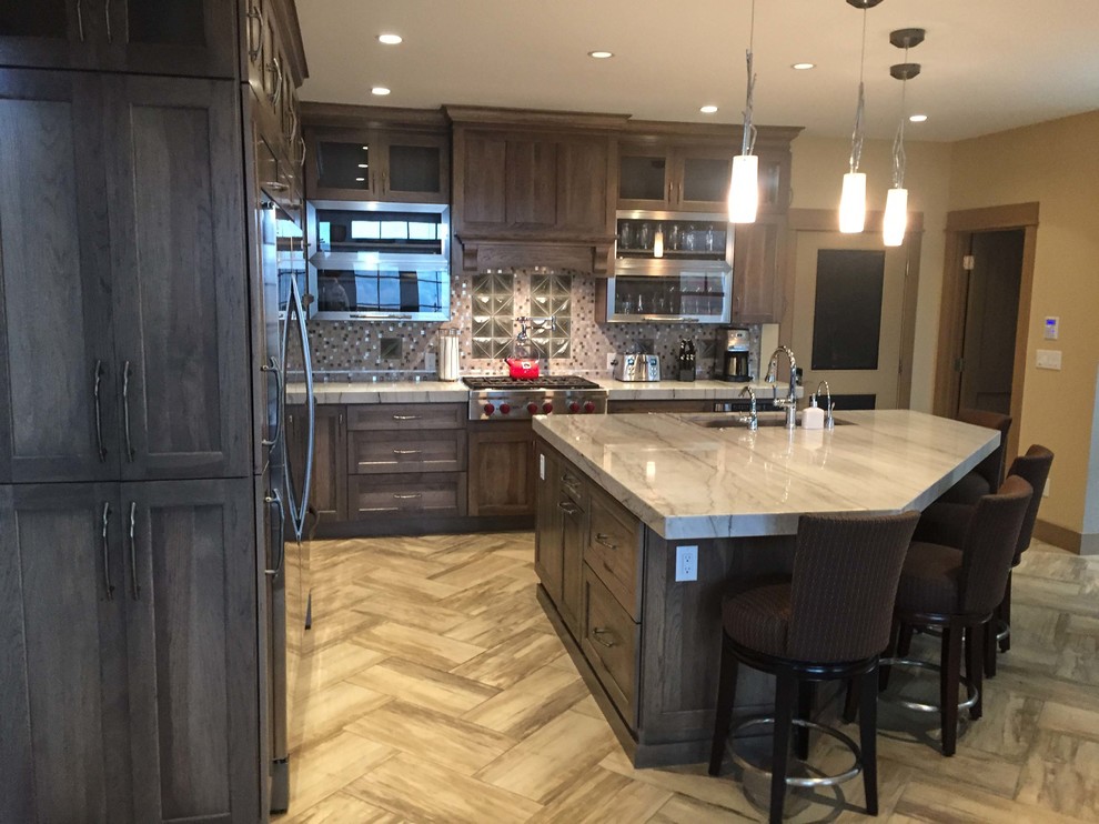 Kitchen - transitional kitchen idea