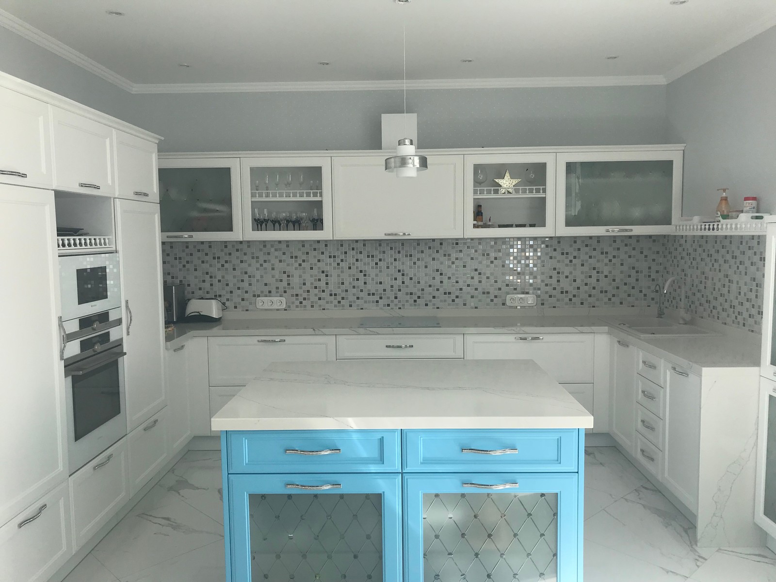 Столешница из кварцевого агломерата