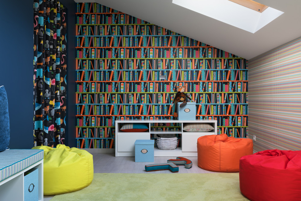 Гостевой дом с сауной , бассейном , гостевой и игровой комнатами