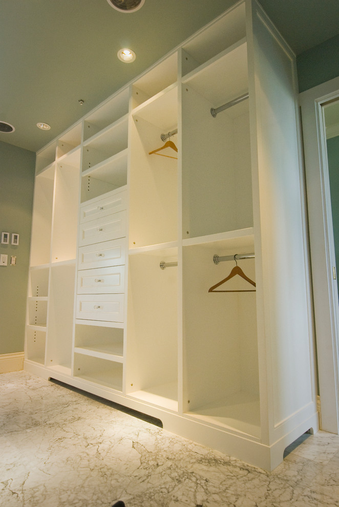 This is an example of a modern storage and wardrobe in Vancouver.