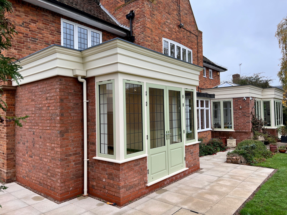 This is an example of a classic conservatory in West Midlands.