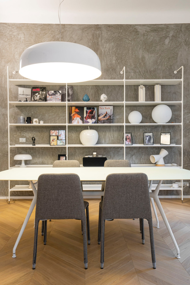 Idee per una sala da pranzo aperta verso il soggiorno minimalista di medie dimensioni con pareti bianche