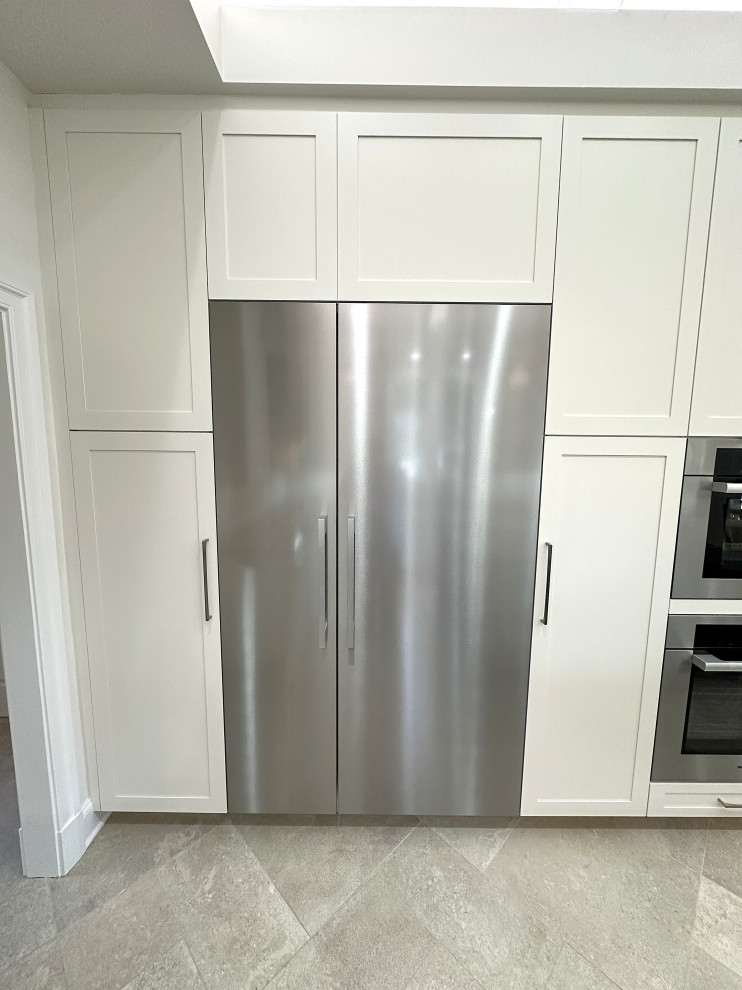 Fully Integrated Refrigerator & Freezer