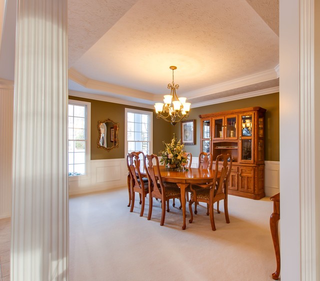 FOR SALE Hudson Ohio Home in Canterbury on the Lakes Neighborhood