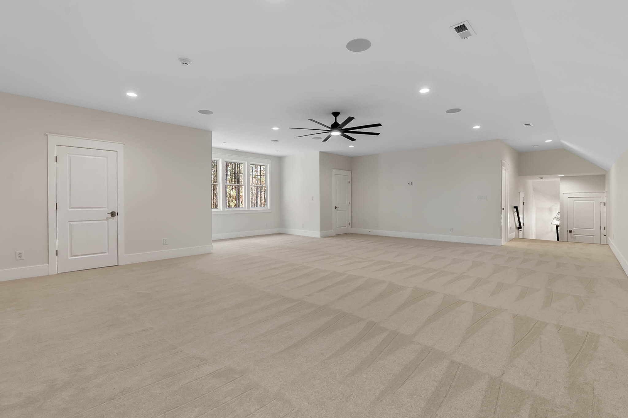 Oyster White Farmhouse