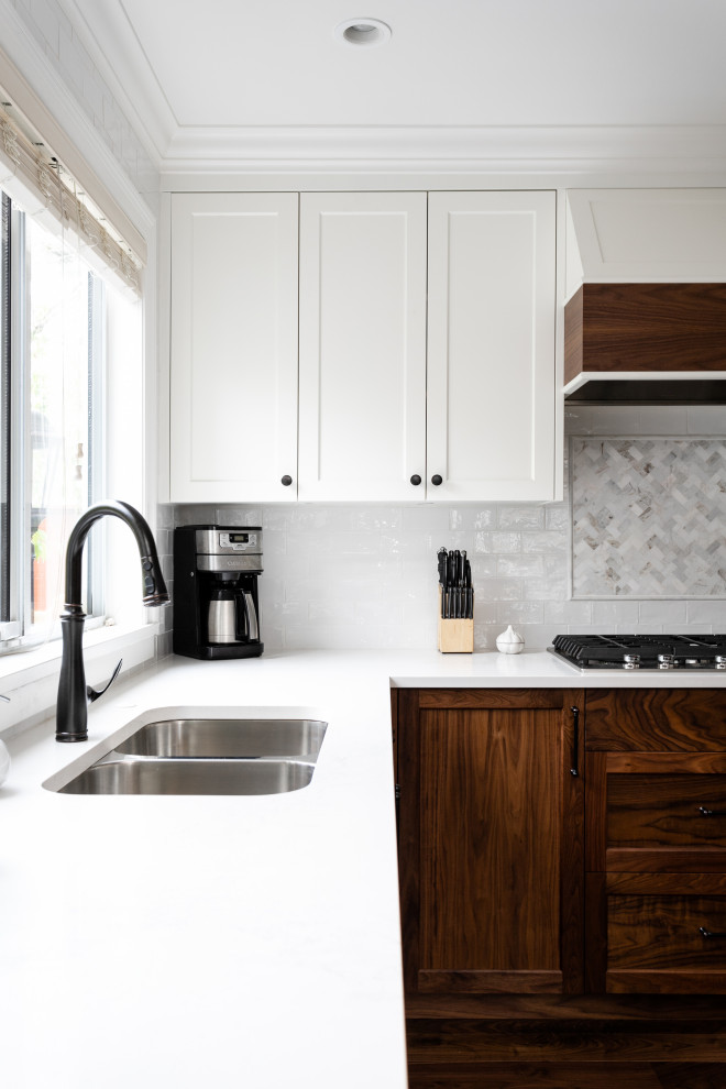 Inspiration for a transitional kitchen remodel in Vancouver