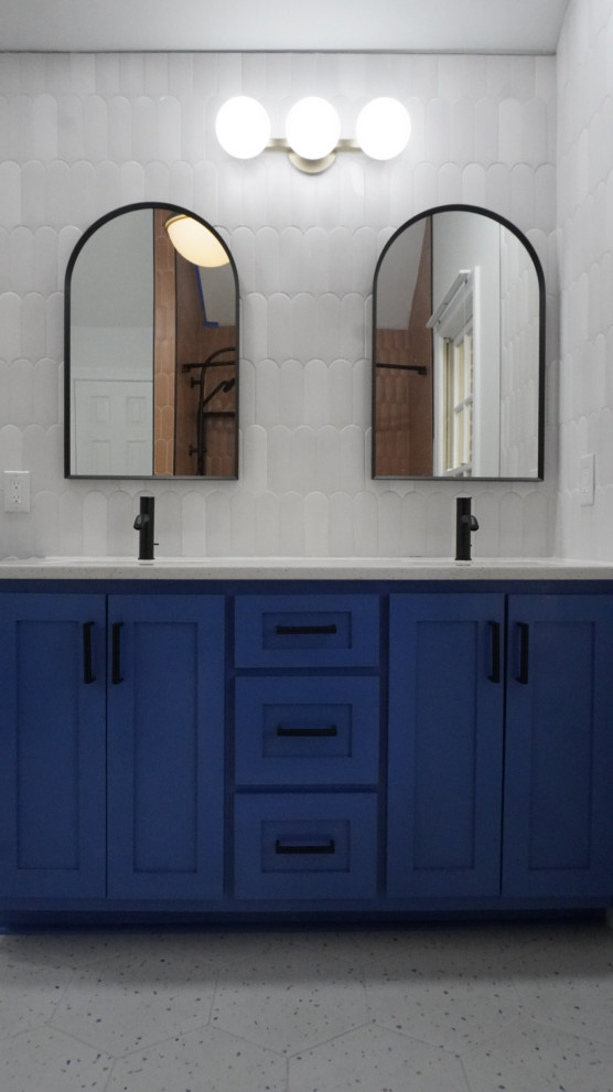 Kids/Guest Bathroom