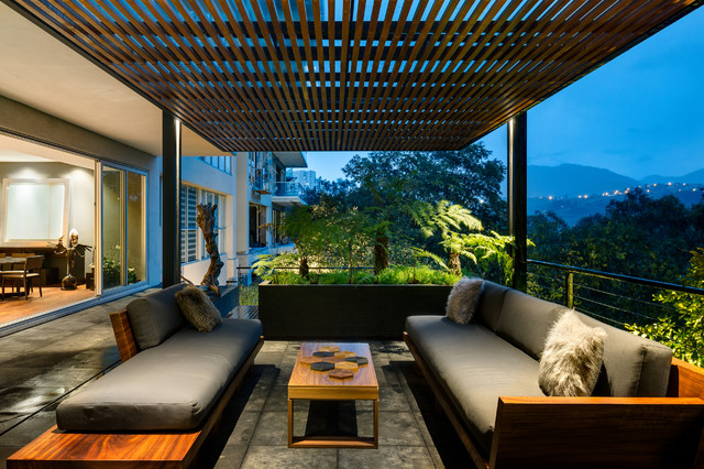 Villa Jard&iacute;n contemporary