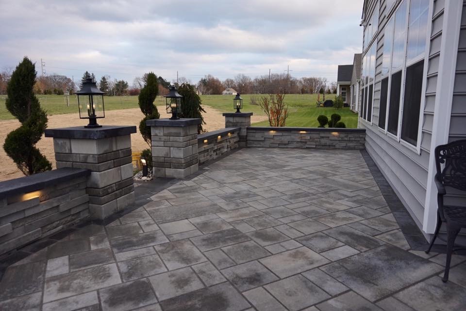 Monroe NJ: Modern Style Landscaping surrounding home and Patio